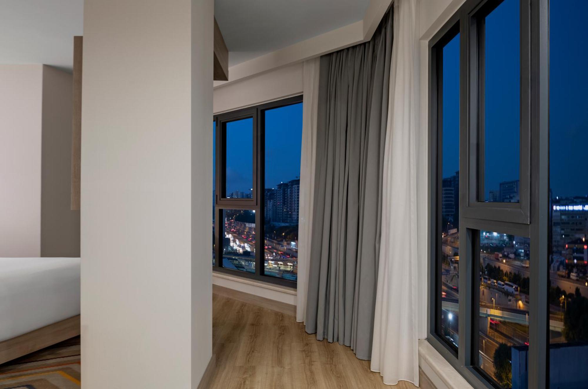 Hampton By Hilton Istanbul Merter Luaran gambar