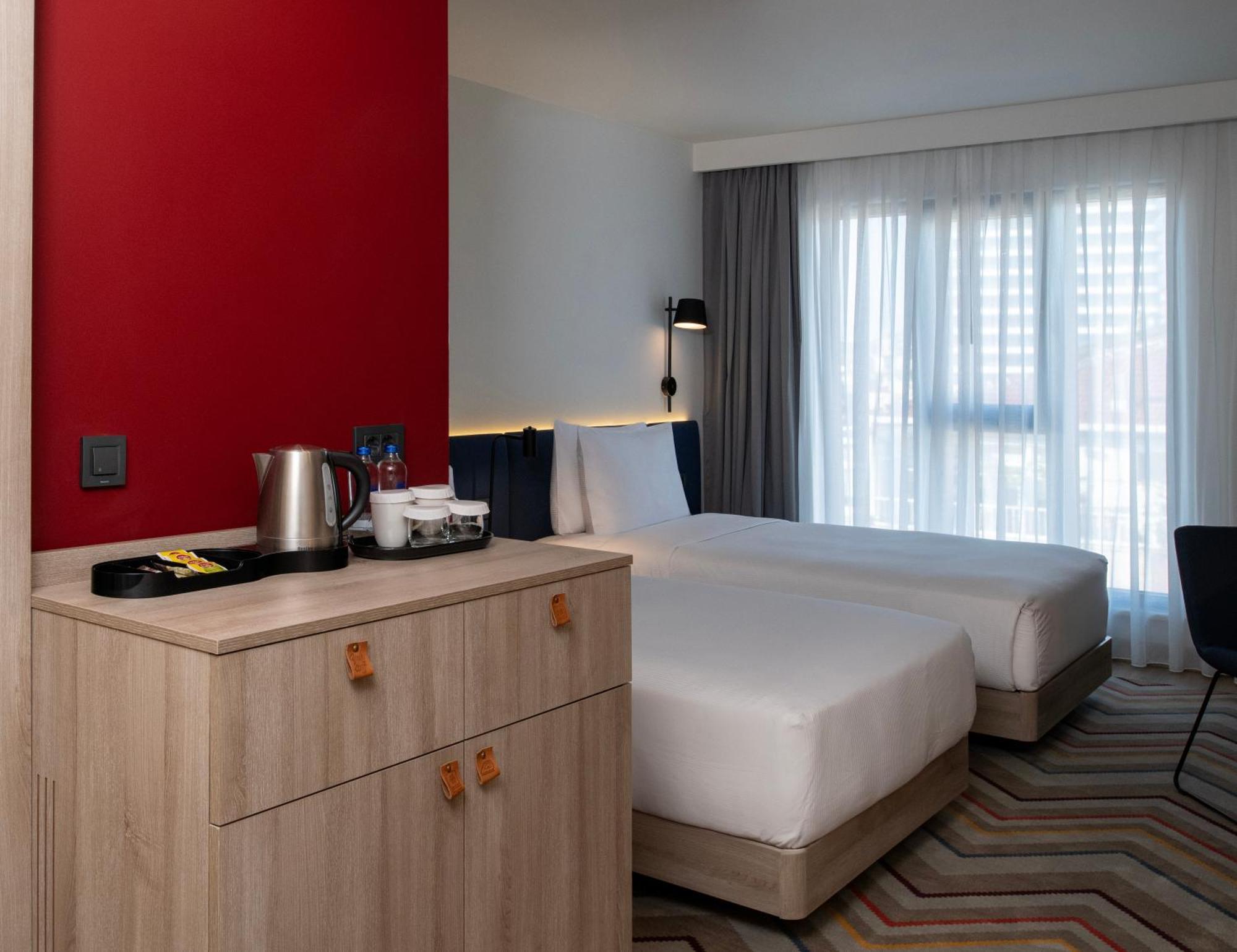 Hampton By Hilton Istanbul Merter Luaran gambar