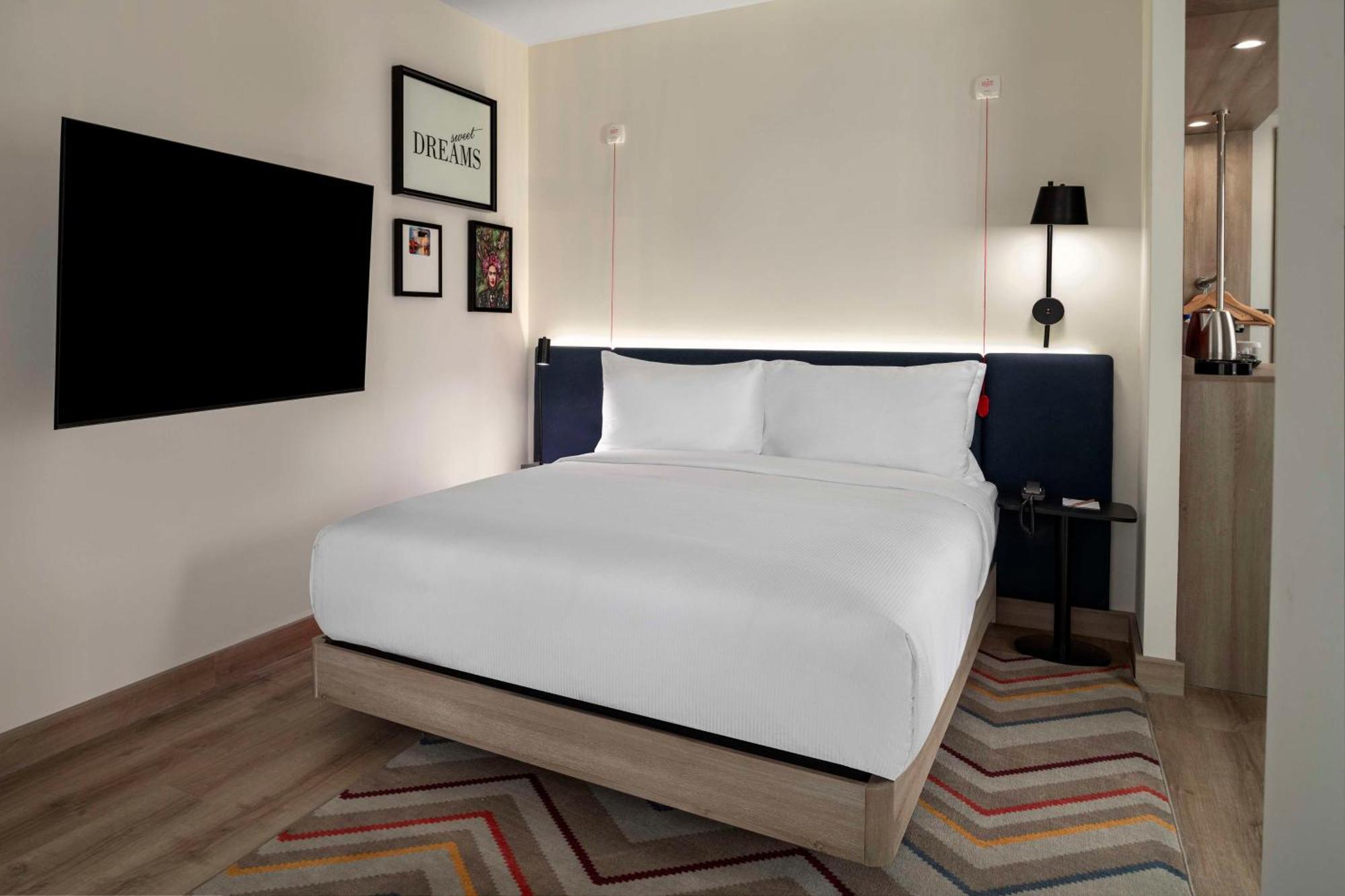 Hampton By Hilton Istanbul Merter Luaran gambar